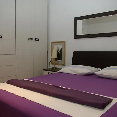 Appartamento With Parking Space - 12063 Makarska